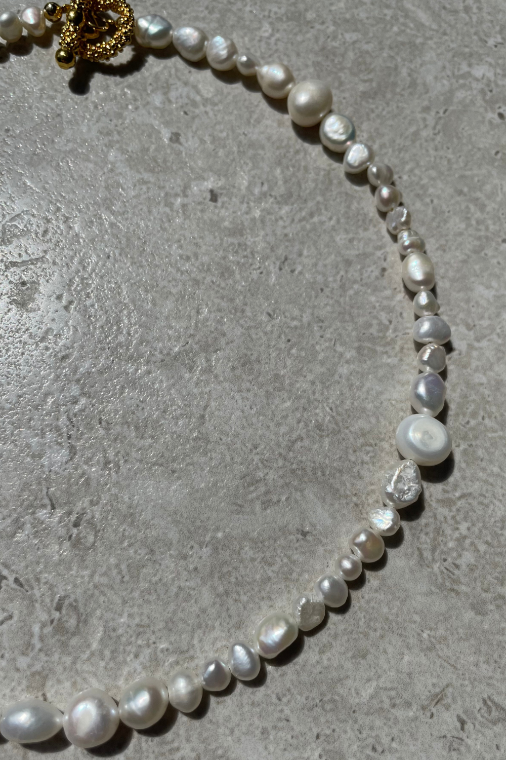 THE DENI PEARL NECKLACE