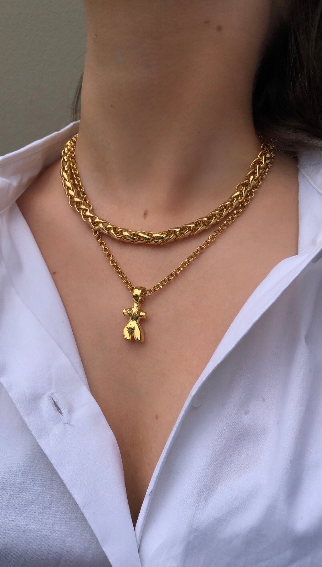 JACQUELINE GOLD NECKLACE