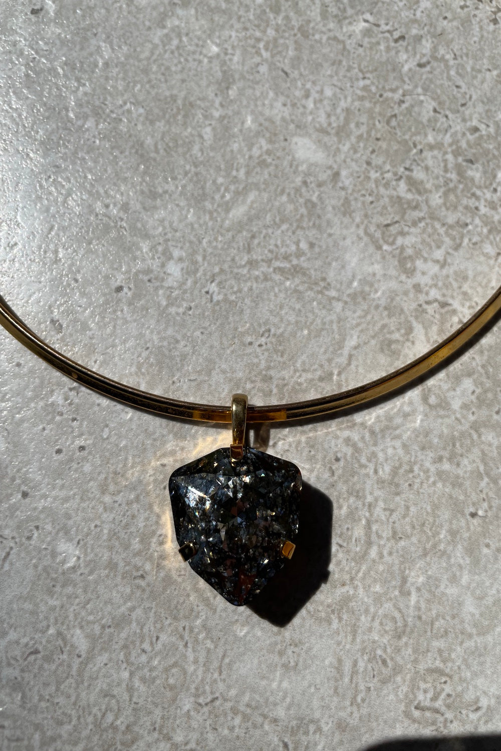 ARCADIA CRYSTAL CHOKER GOLD