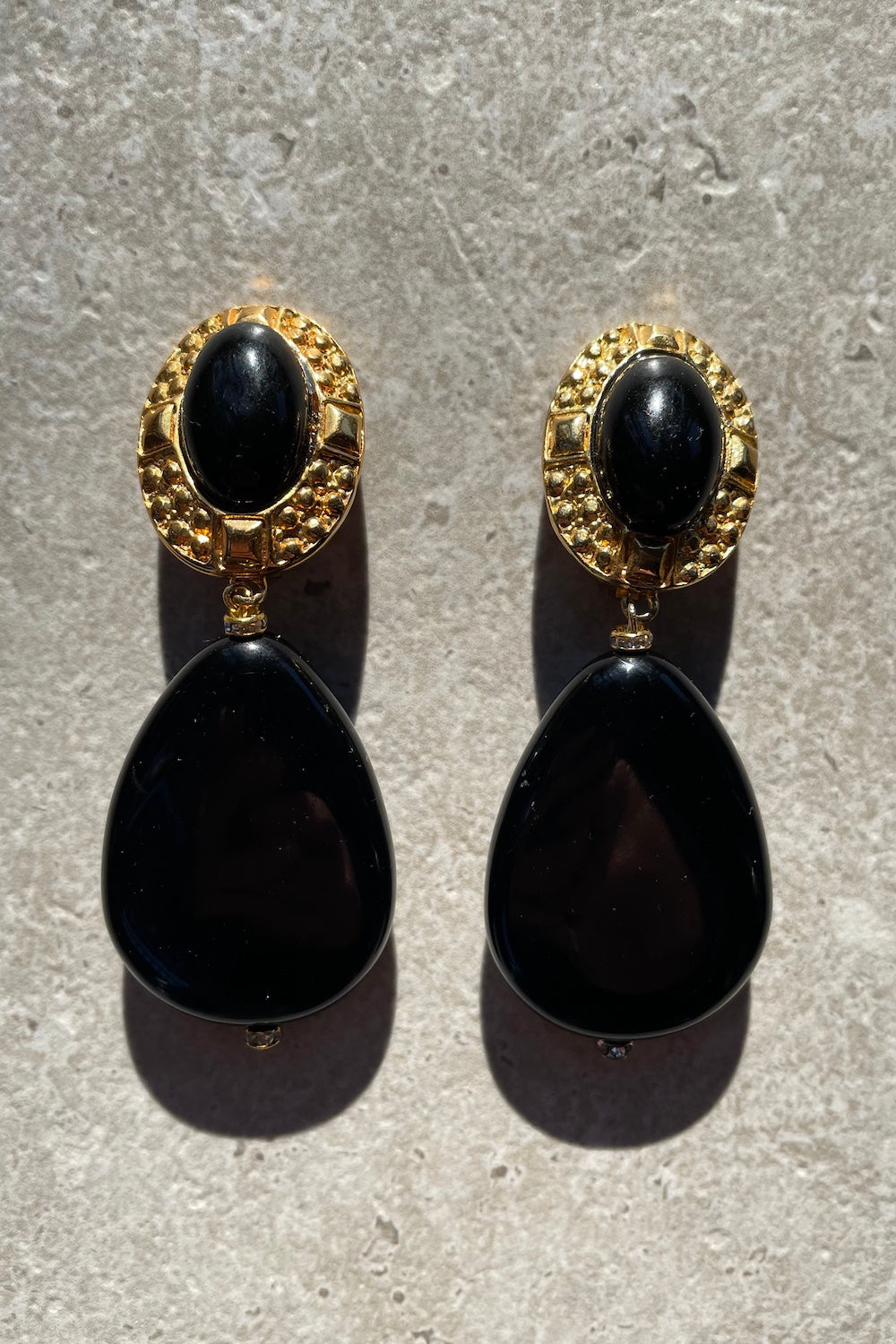 NOIR EARRINGS